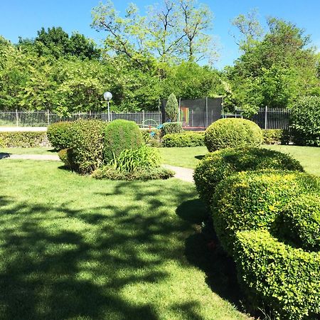 Varna Garden View Apartment Buitenkant foto