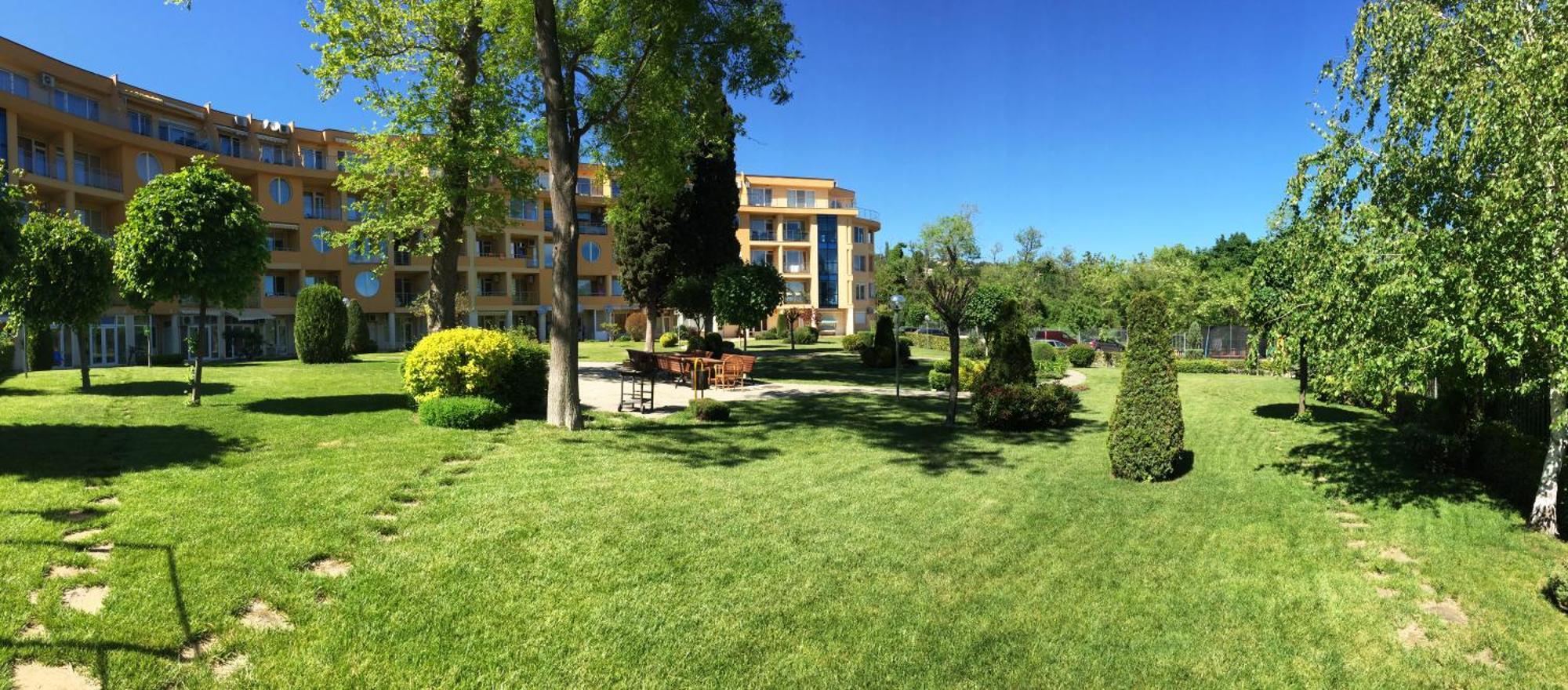 Varna Garden View Apartment Buitenkant foto