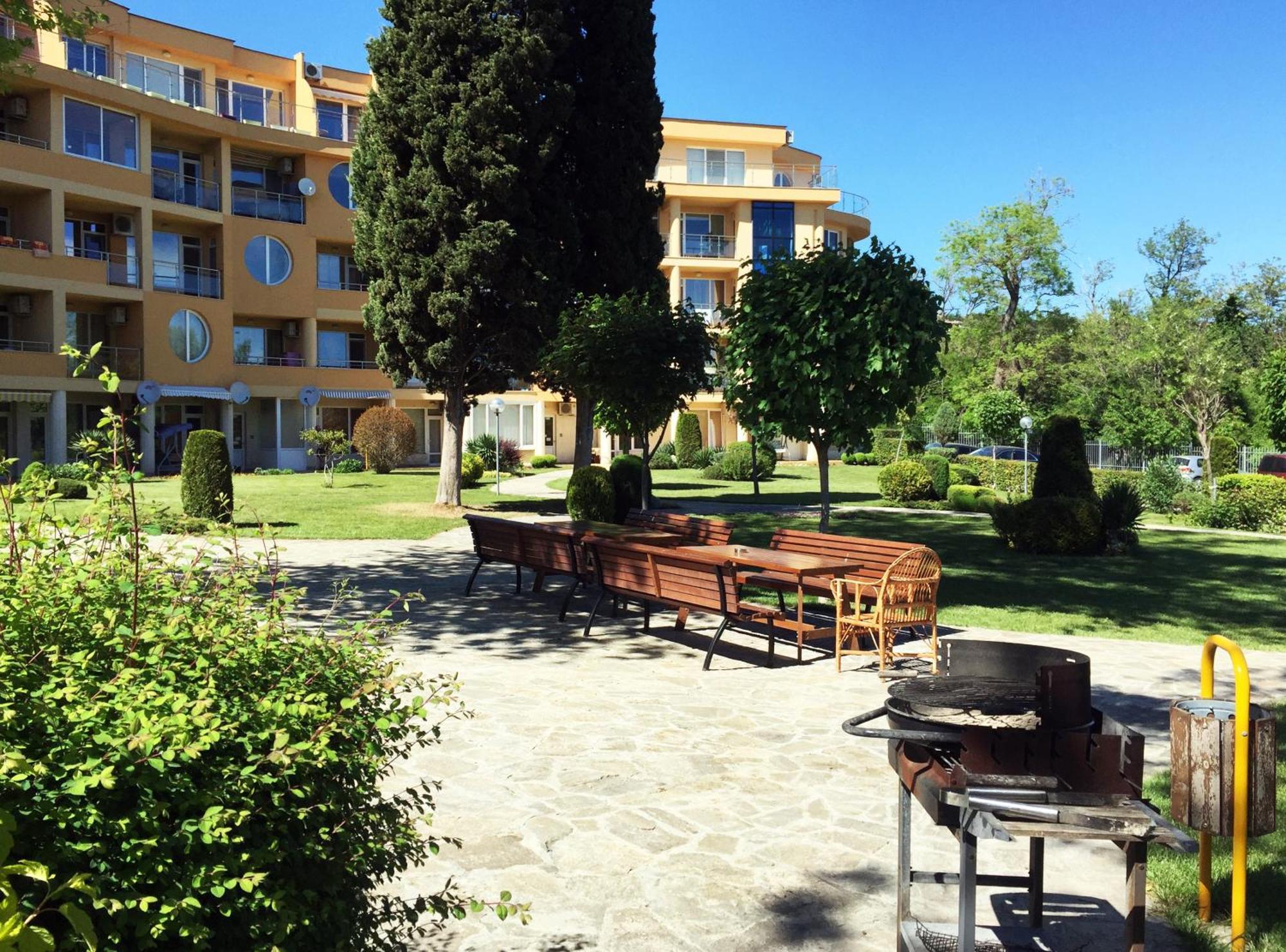 Varna Garden View Apartment Buitenkant foto